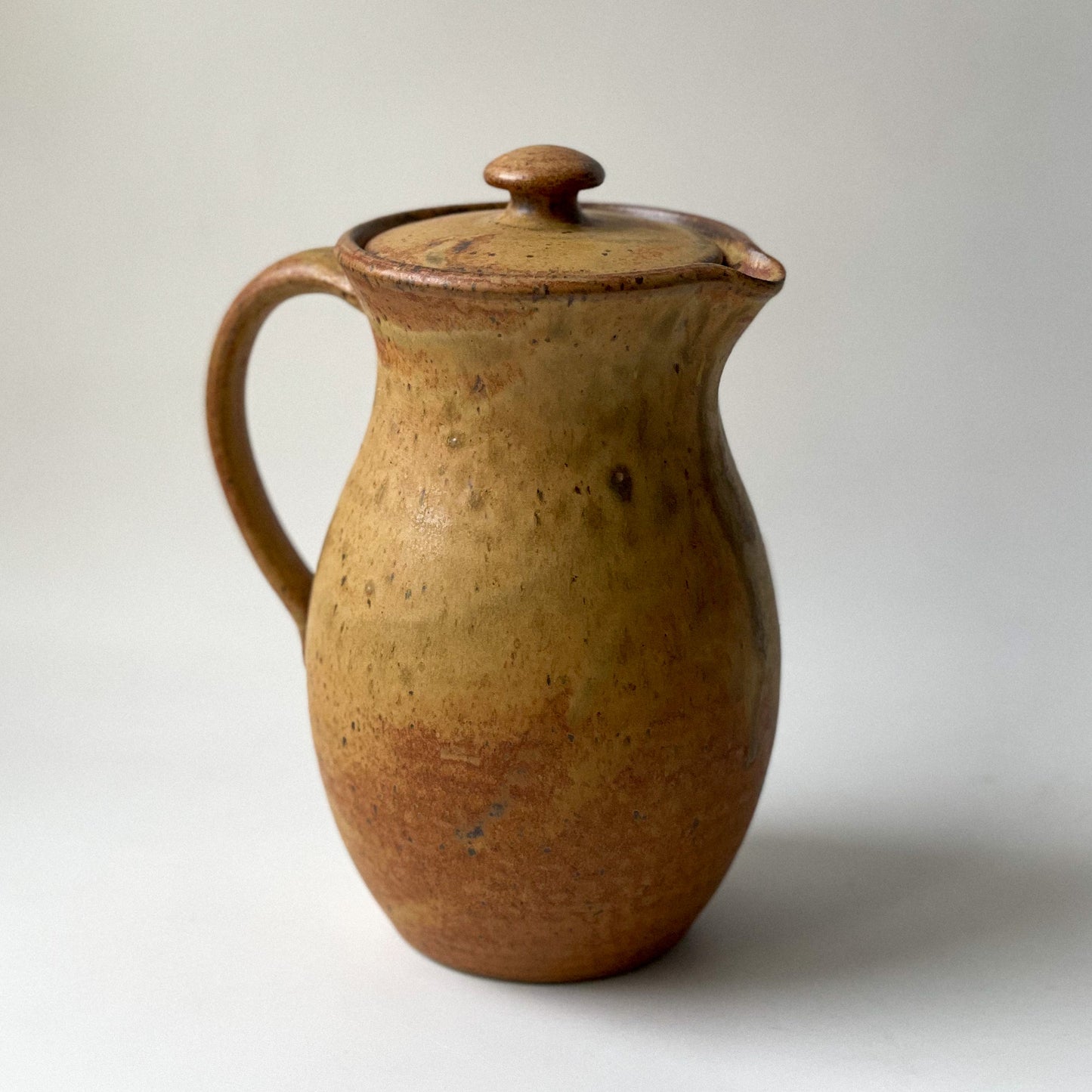 Sikwate Pitcher