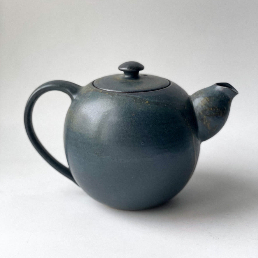 Yasmin tea pot 1.25L