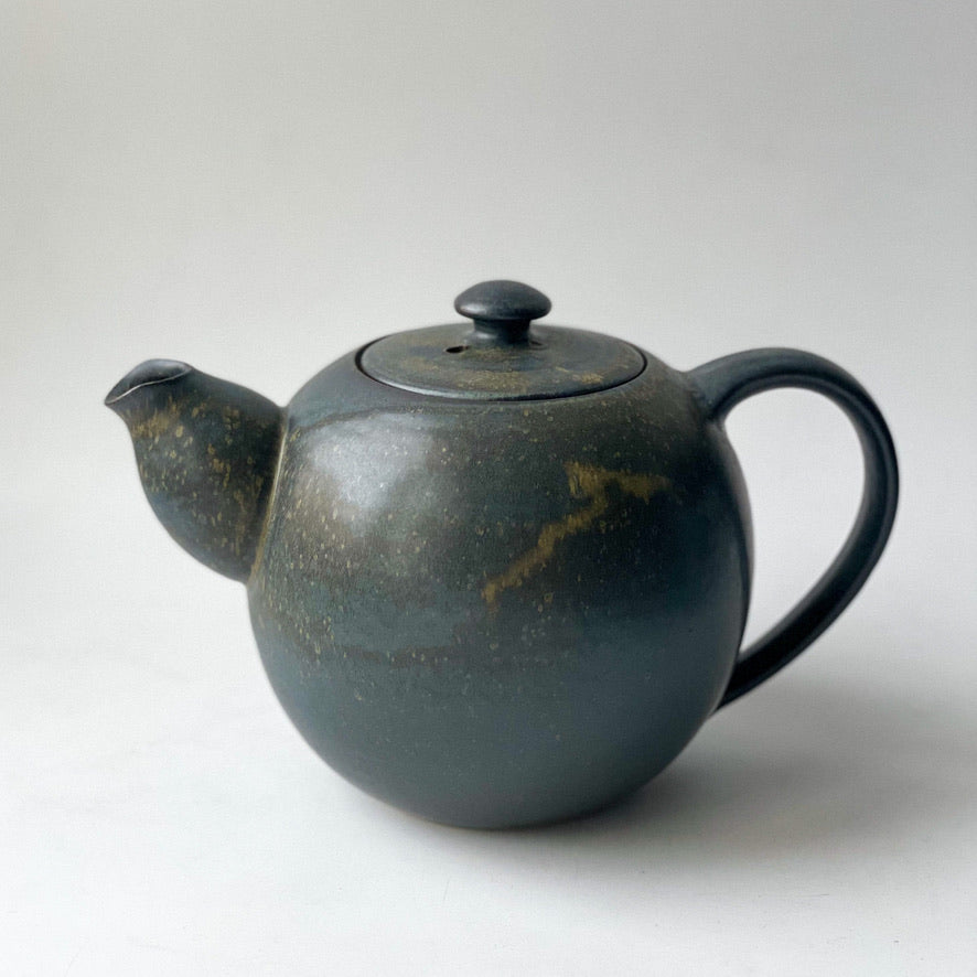 Yasmin tea pot 1.25L