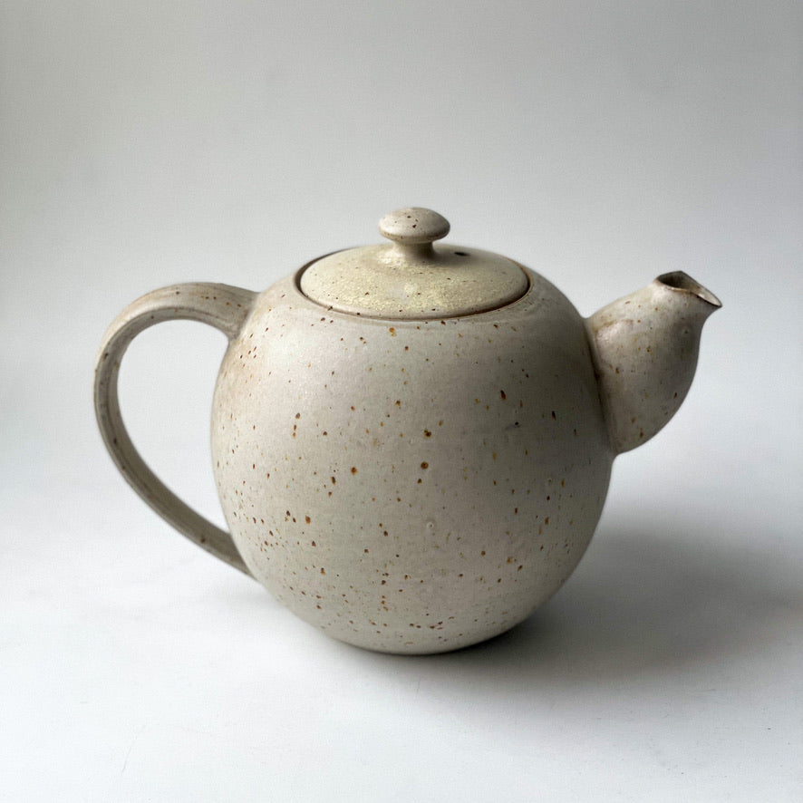 Yasmin tea pot 1.25L