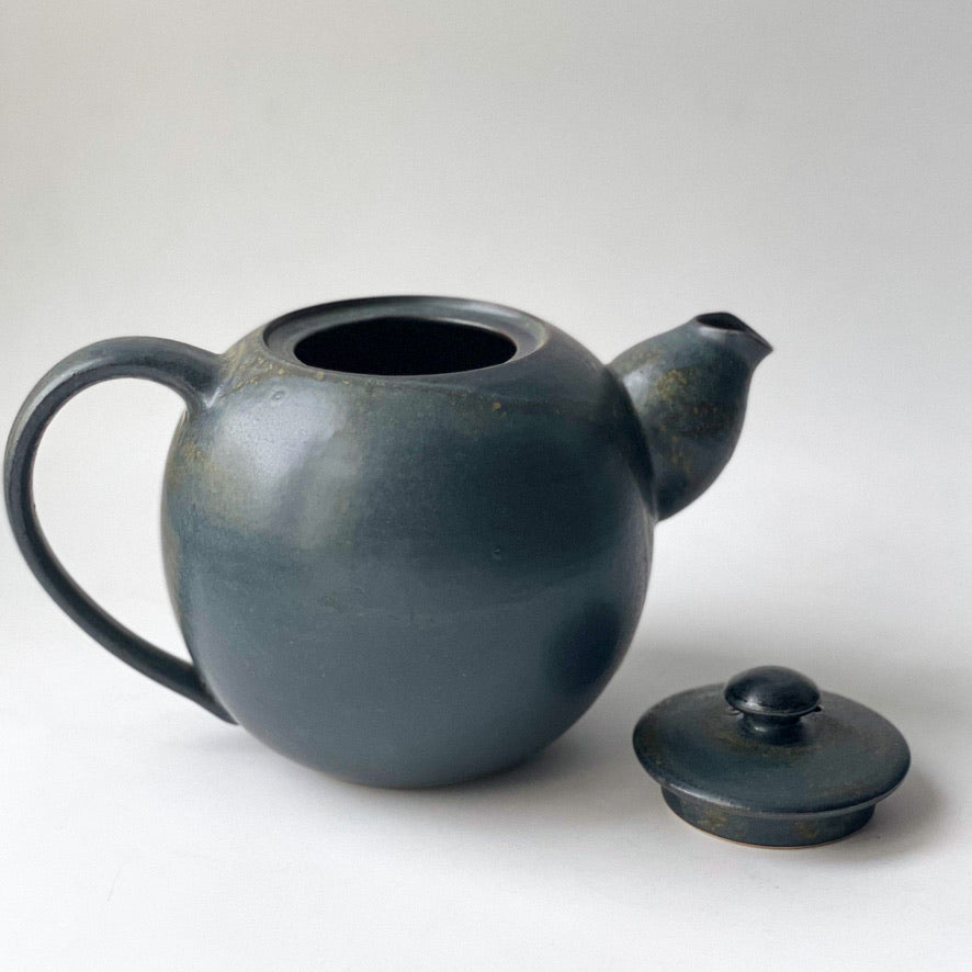 Yasmin tea pot 1.25L