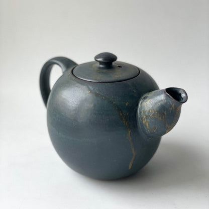 Yasmin tea pot 1.25L
