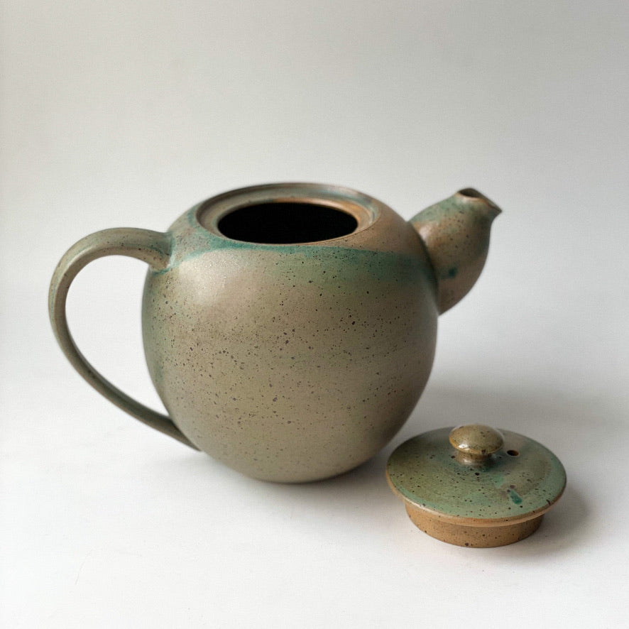 Yasmin tea pot 1.25L