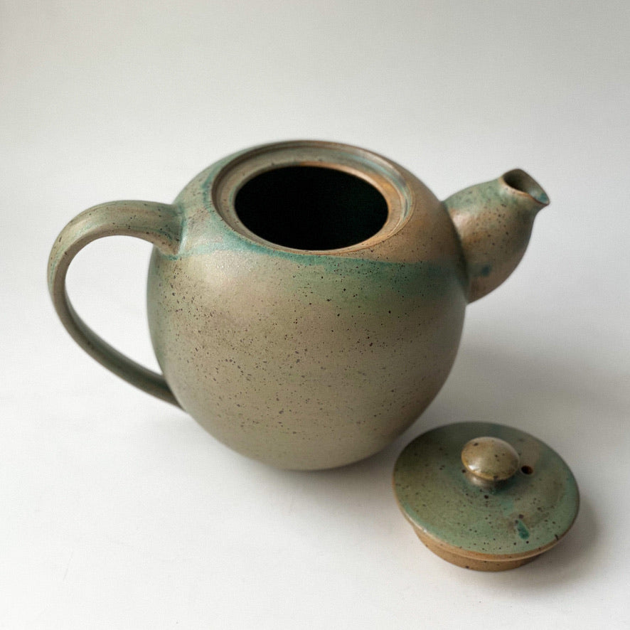Yasmin tea pot 1.25L