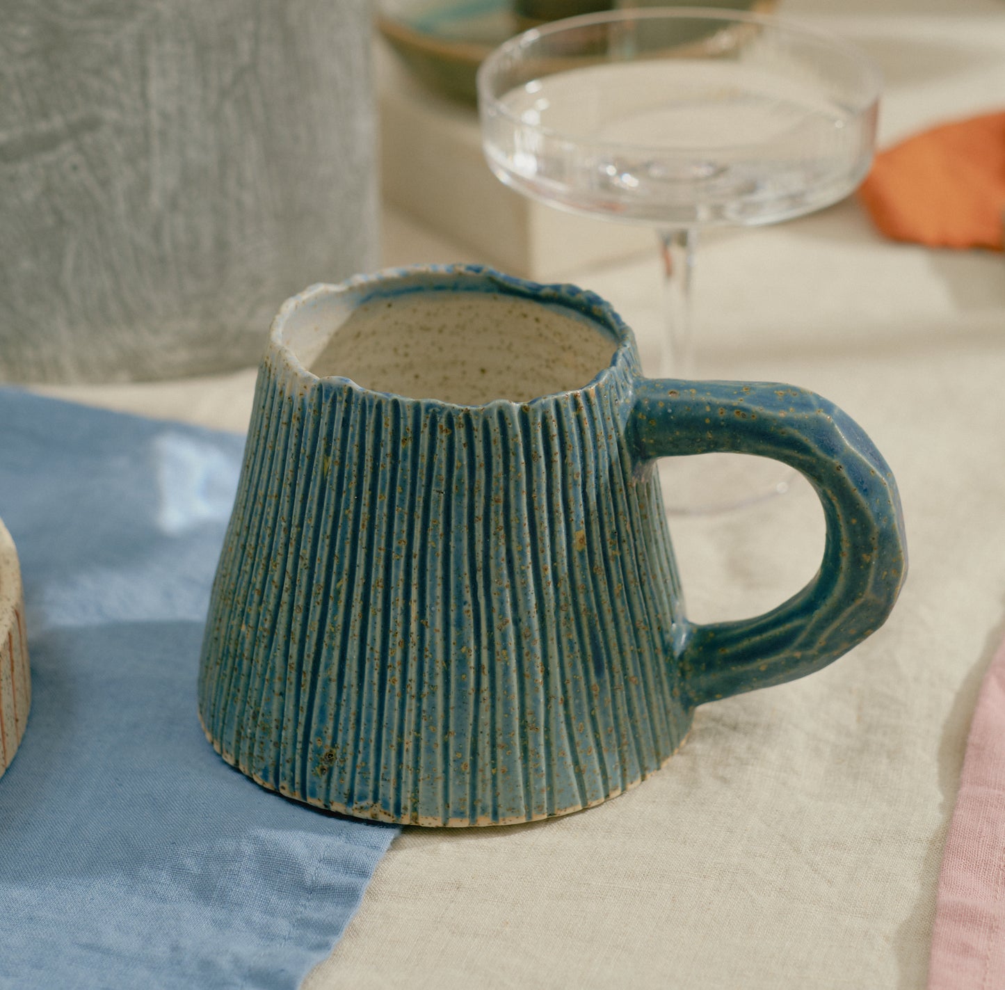 Barnacle Mug in Lípay Blue