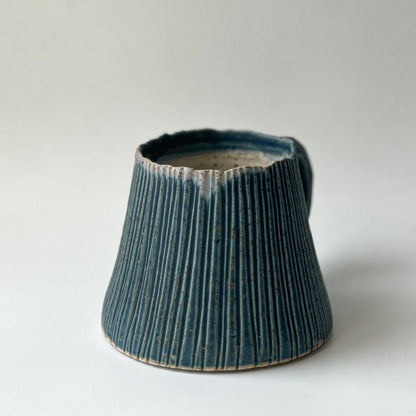 Barnacle Mug in Lípay Blue